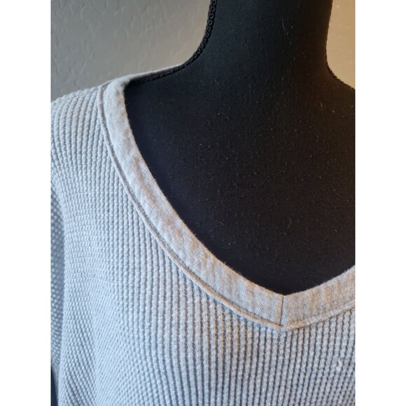 Offline by Aerie Gray V-Neck Waffle Knit Size L Oversized Y2K 90s Casual Boho - Picture 2 of 10